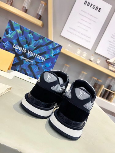 LV Shoes AAA(Women)-098