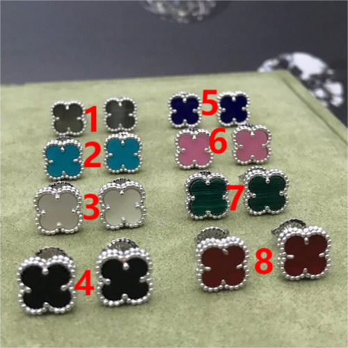 V*n Cl**f & Ar**ls earring-001