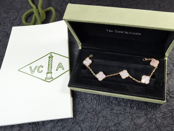 V*n Cl**f & Ar**ls bracelet(19cm)-005