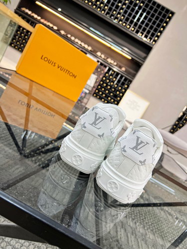 LV Shoes(AAA)-759