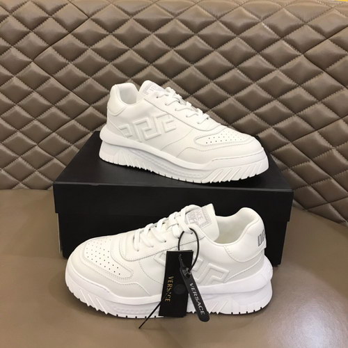 Versace Shoes(AAA)-180