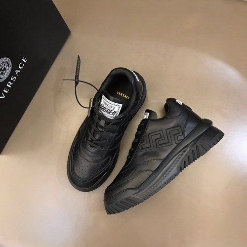 Versace Shoes(AAA)-182