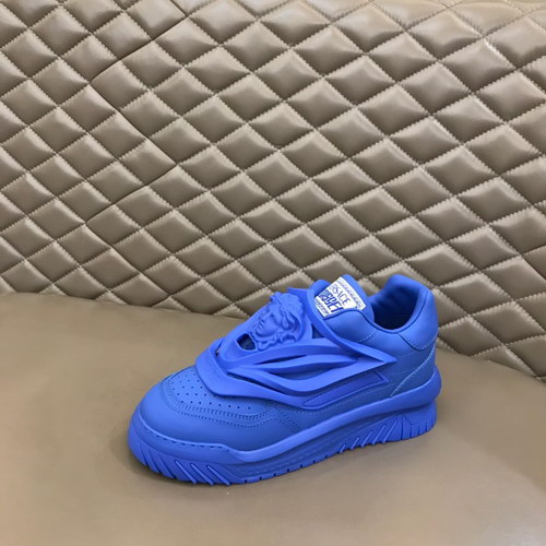 Versace Shoes(AAA)-184