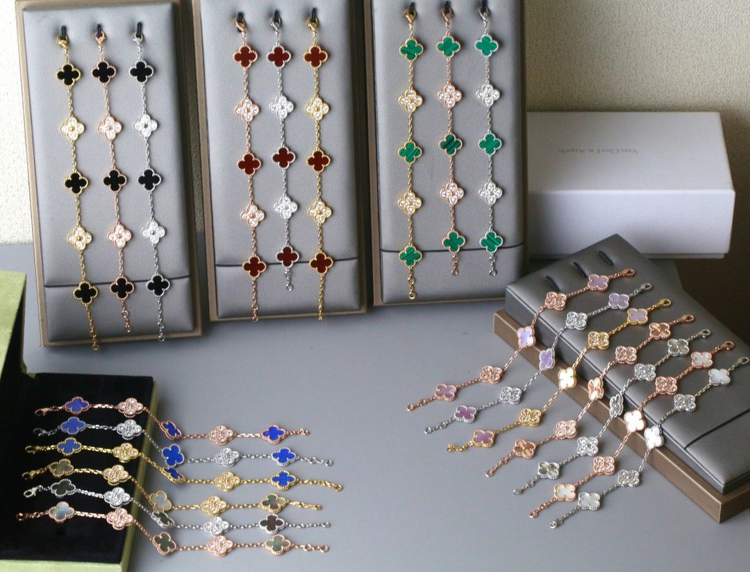 V*n Cl**f & Ar**ls bracelet(19cm)-006