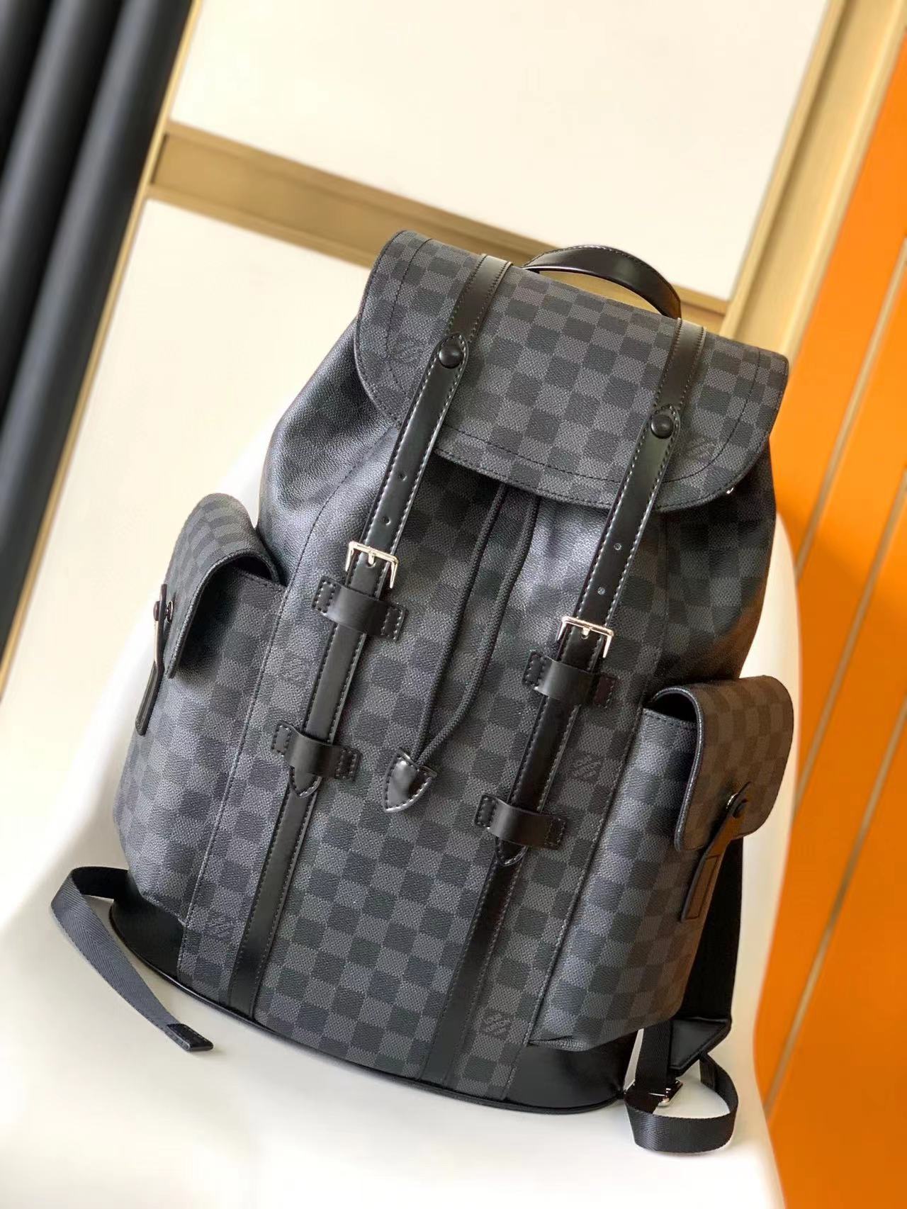 LV Backpack(AAAA)-041