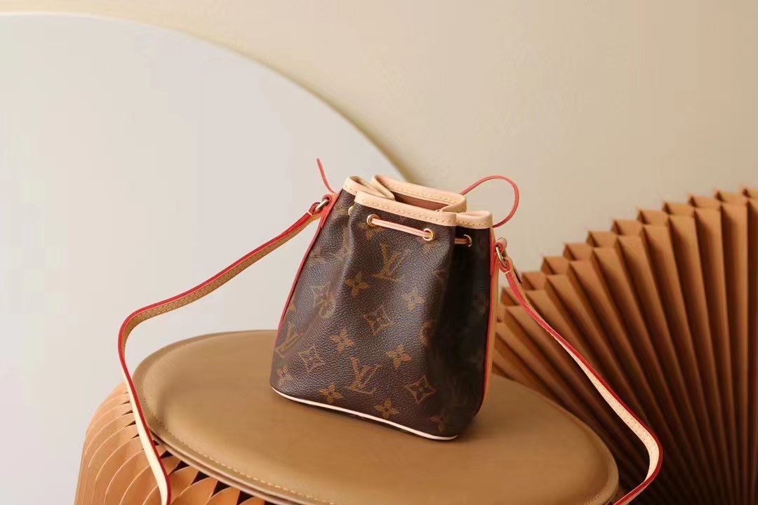 LV Handbags AAA(Women)-141