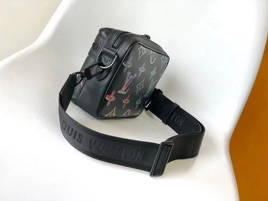 LV Handbags AAA(Men)-101