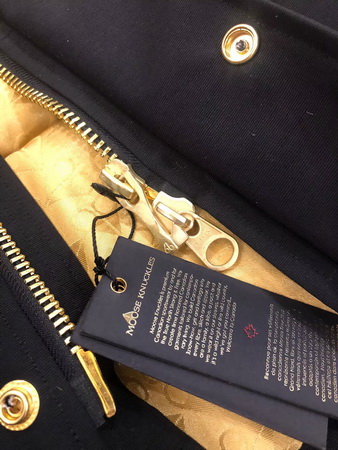 Moose Knuckles Coat-017