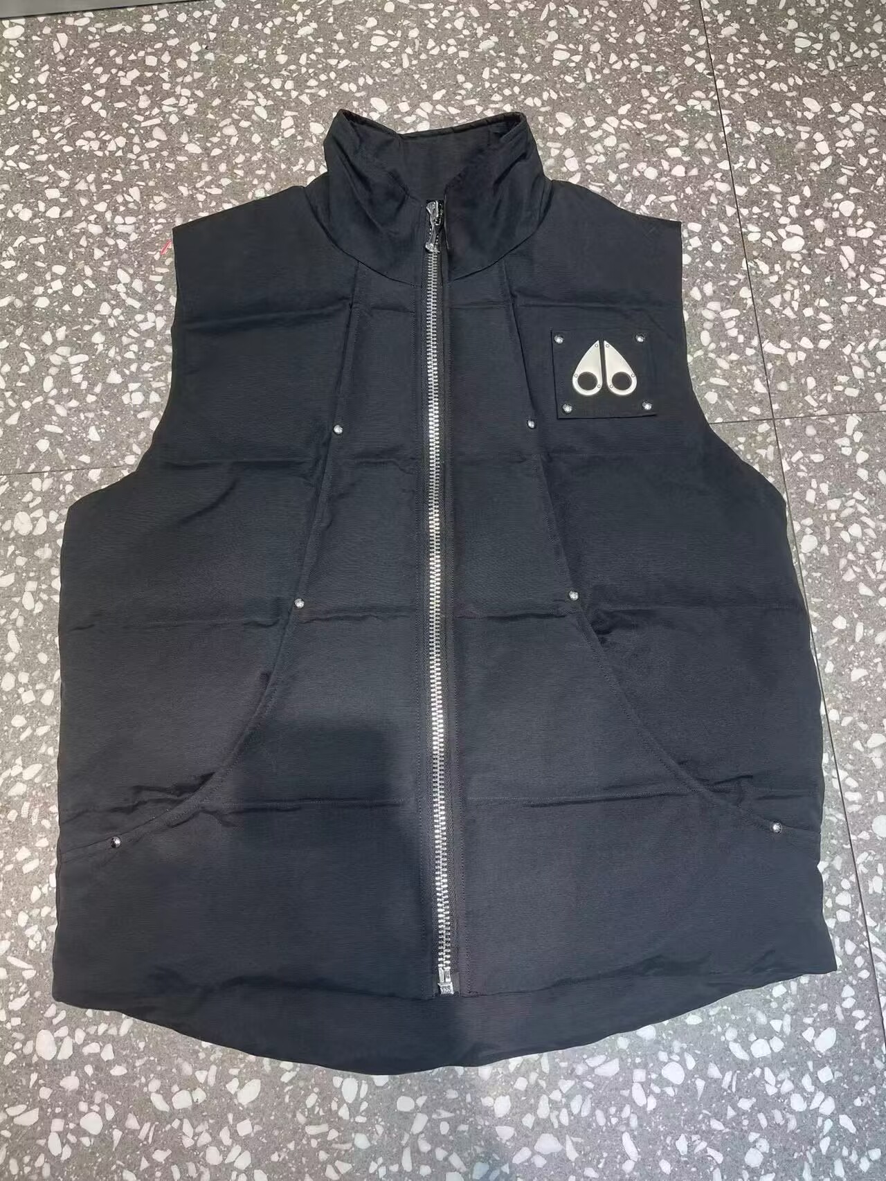 Moose Knuckles Vest Coat-002
