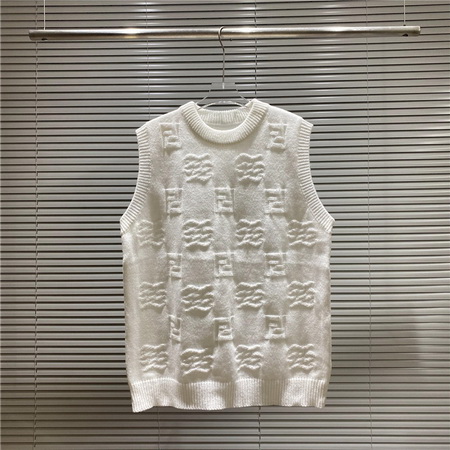 Fendi Sweater-001