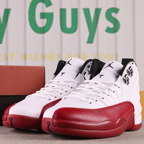 Air Jordan 12 Cherry