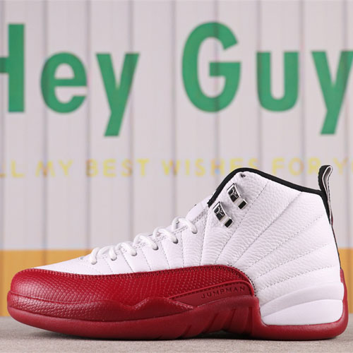 Air Jordan 12 Cherry