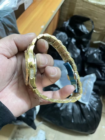 P**ek Ph**ppe mechanical watch-085