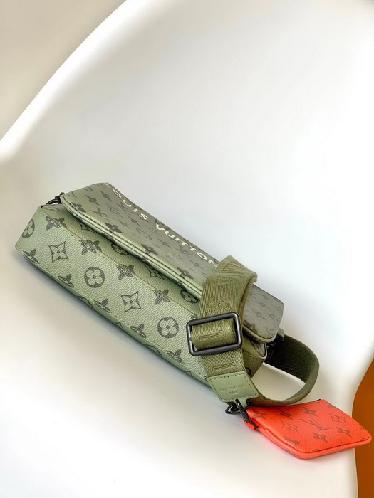 LV Handbags AAA(Men)-113