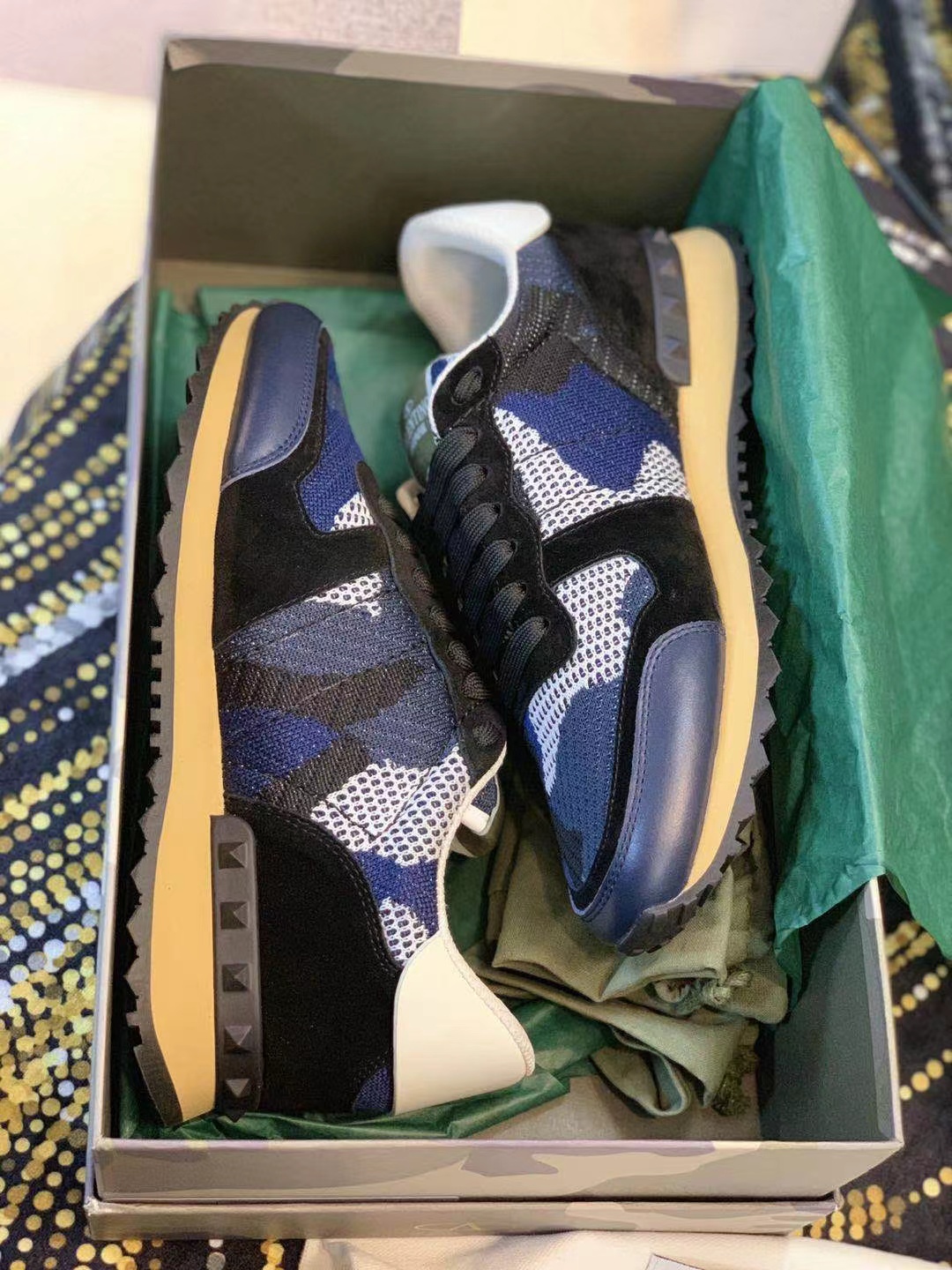 Valentino Shoes(AAA)-212