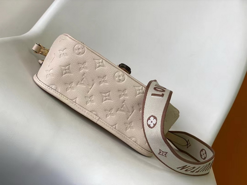 LV Handbags AAA(Women)-171