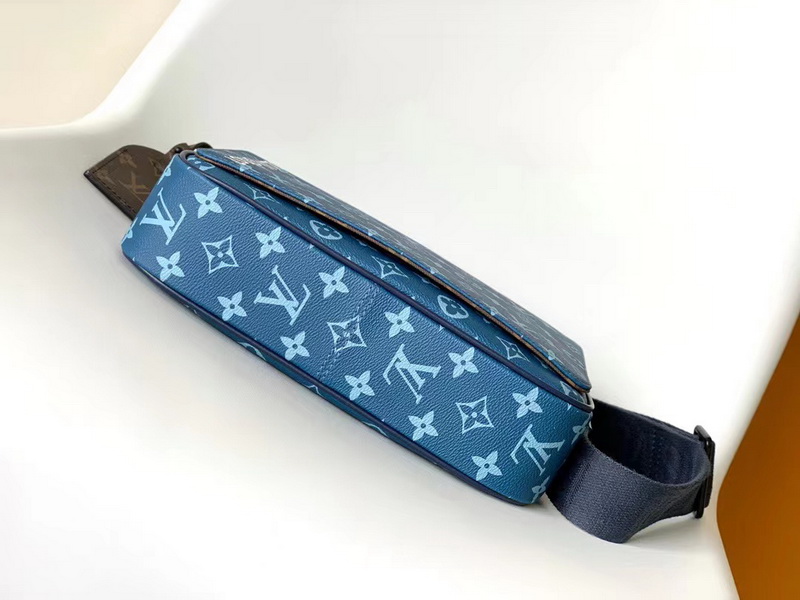 LV Handbags AAA(Men)-121