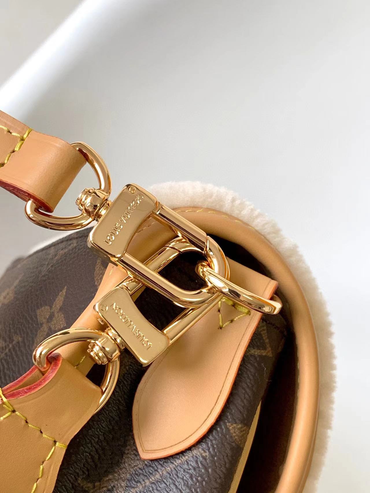 LV Handbags AAA(Women)-137