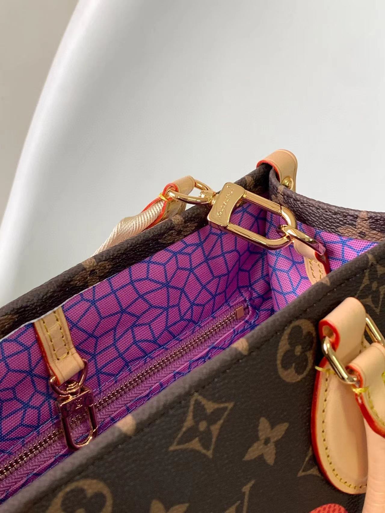 LV Handbags AAAA(Women)-143