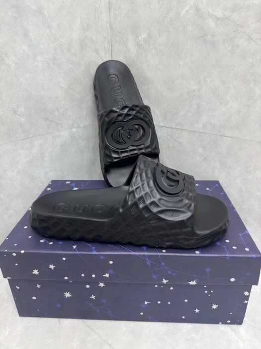 G*u*i slippers(aaa)-457