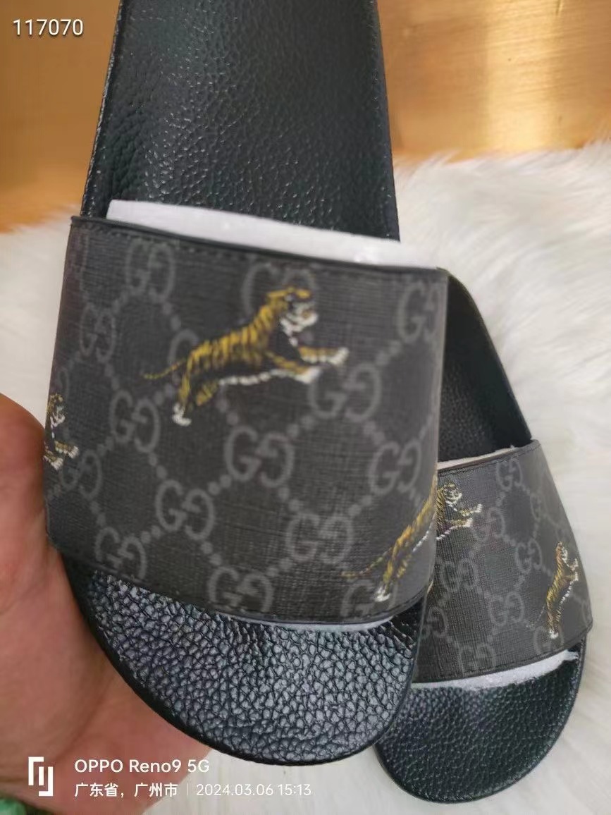 G*u*i slippers(aaa)-462