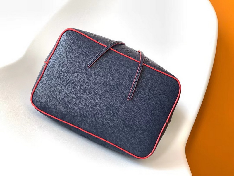 LV Handbags AAA(Women)-224