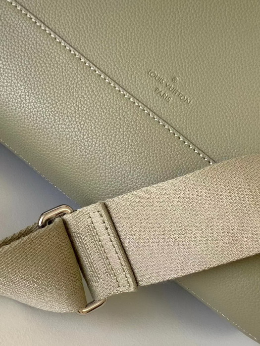 LV Handbags AAAA(Men)-141