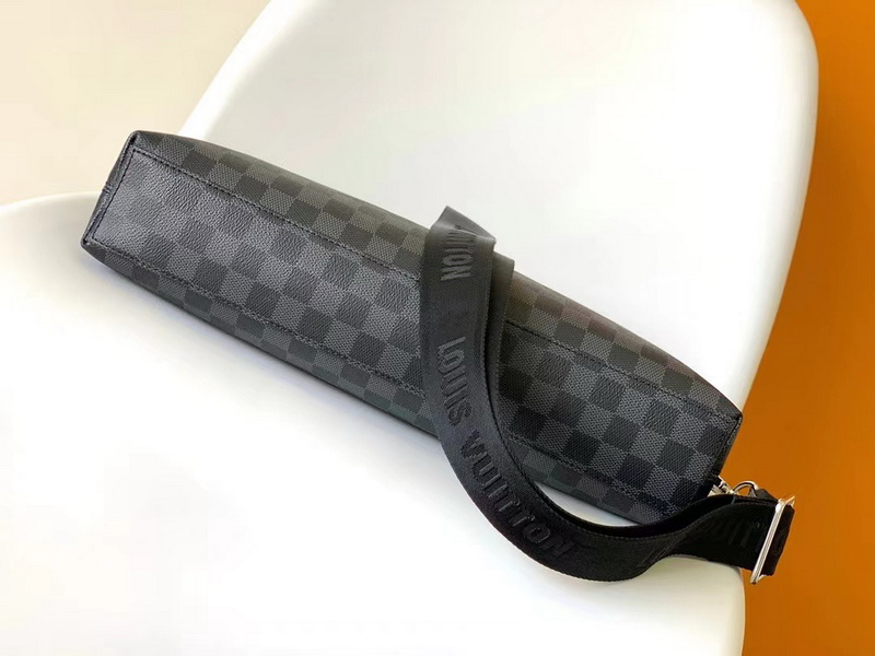 LV Handbags AAAA(Men)-144