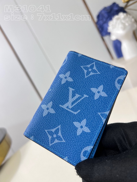 LV Wallets AAA(Men)-038