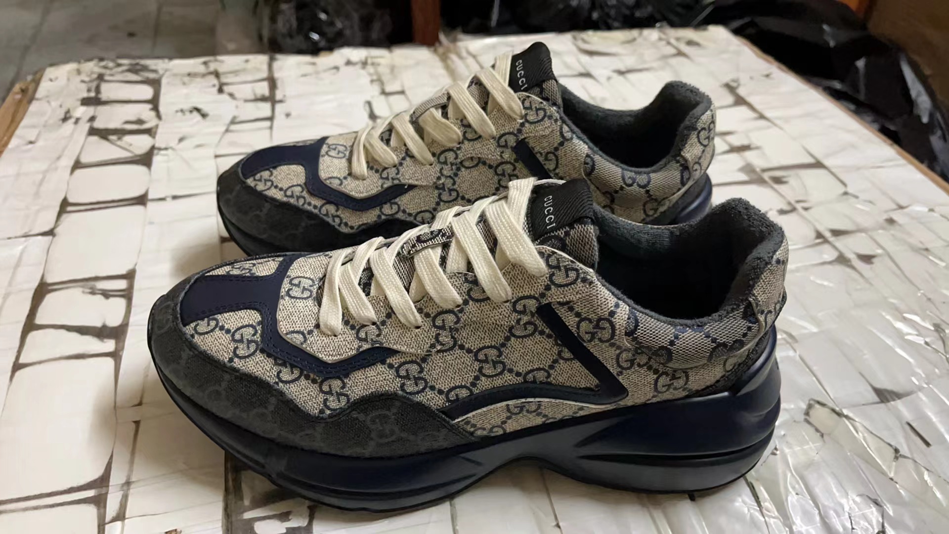 G*u*i shoes(aaa)-545