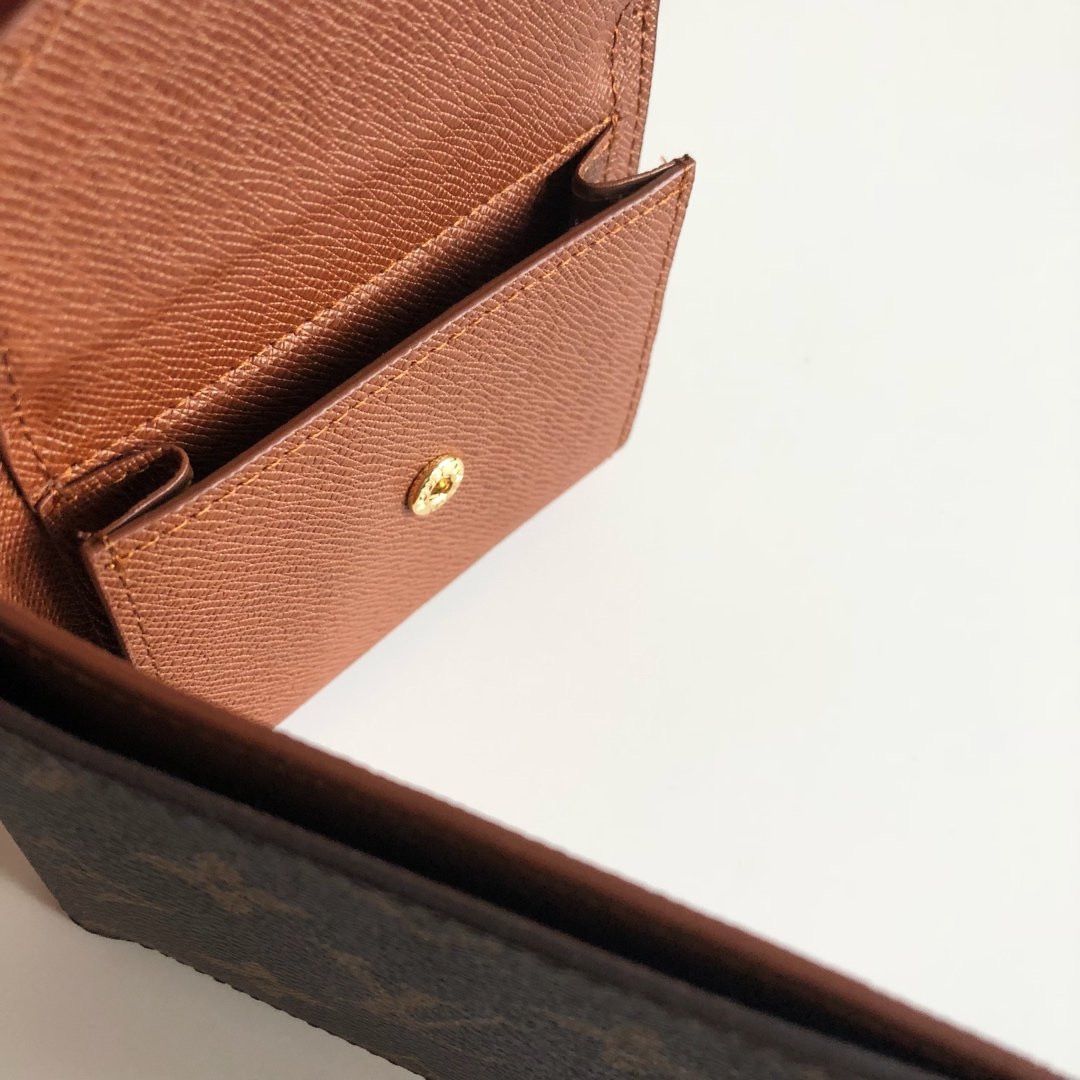 LV Wallets AAA(Men)-051