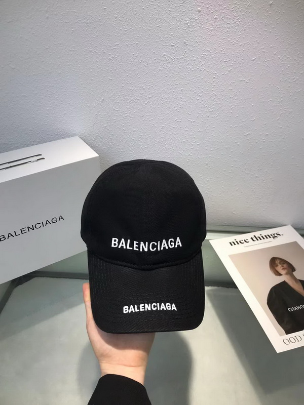 Ba*len*cia*ga cap-320
