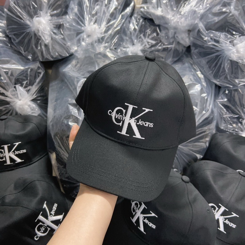Calvin Klein Cap-045
