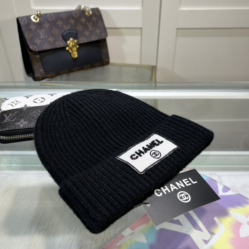 Ch*el beanies-076