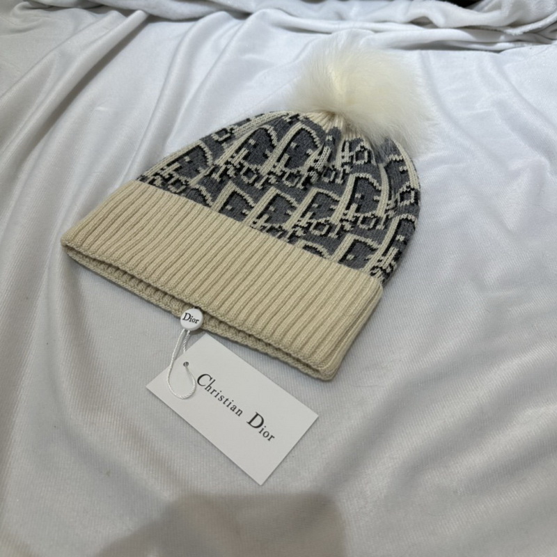 D*or beanies-004