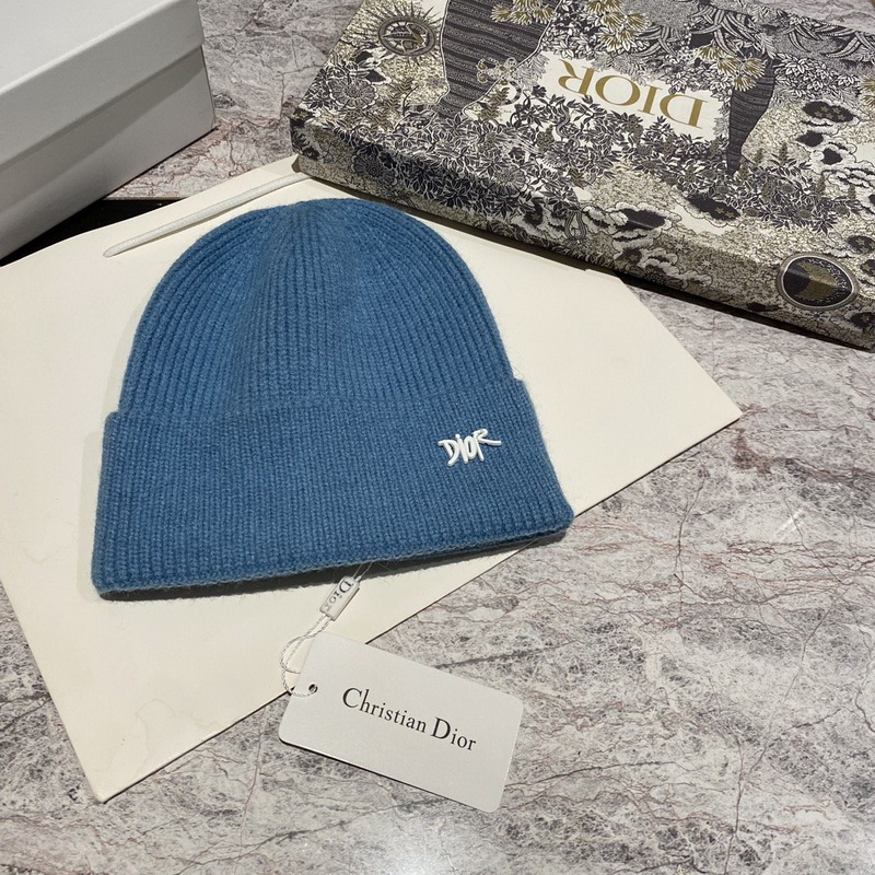D*or beanies-019