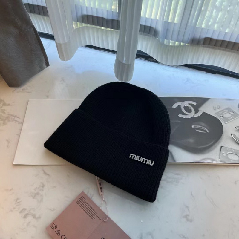 M*um*u beanies-026