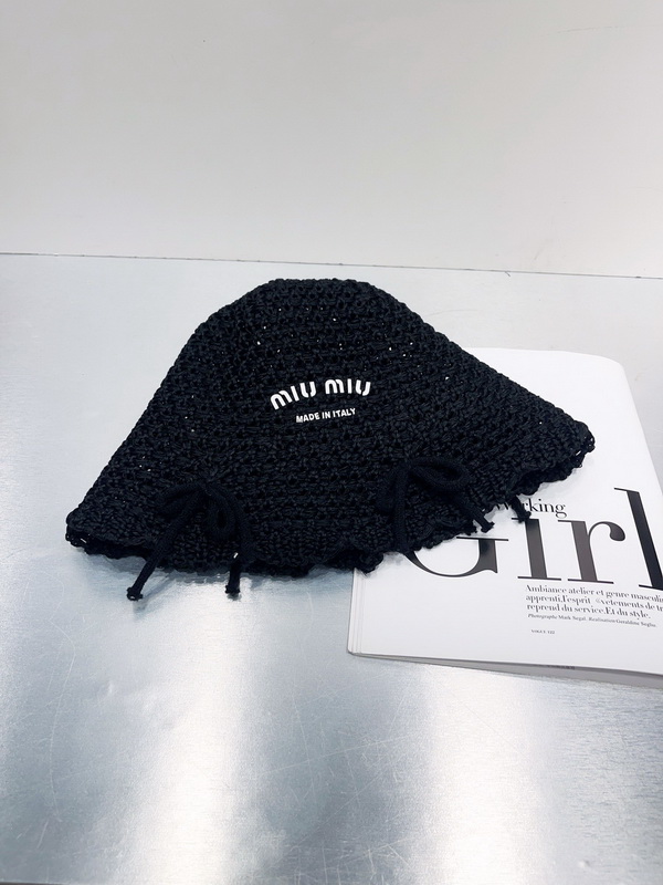 M*um*u beanies-054