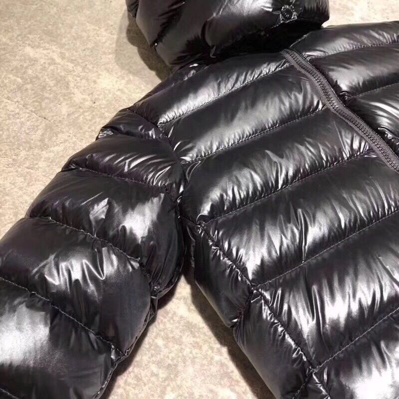 Moncler Coat(Women)-010