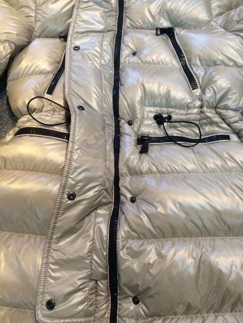 Moncler Coat(Women)-023
