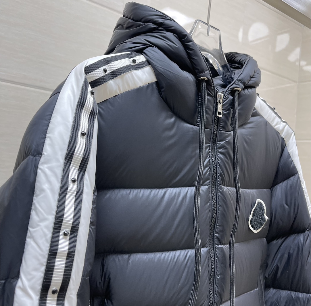 Moncler Coat-168