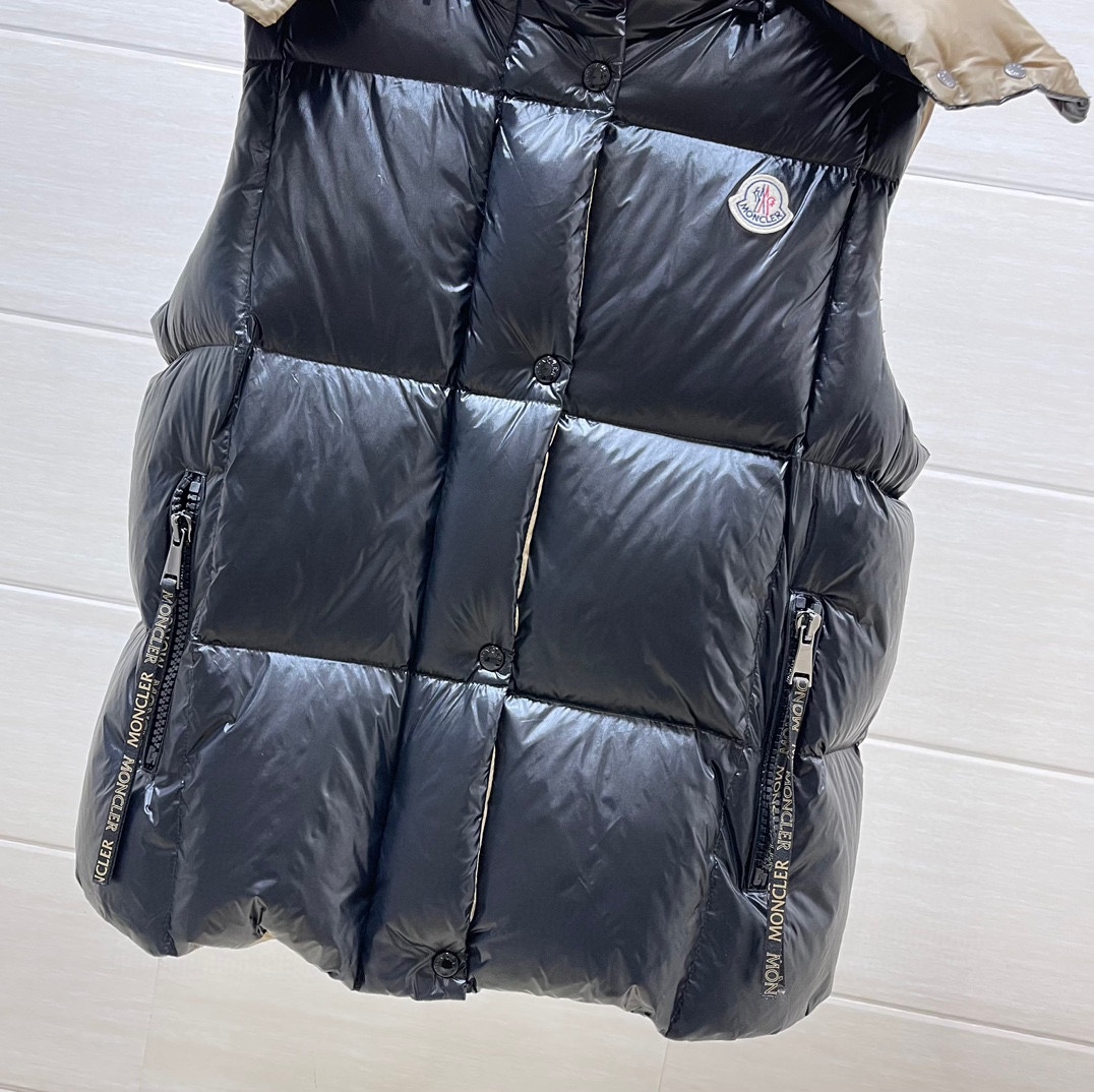Moncler Vest Coat(Women)-003