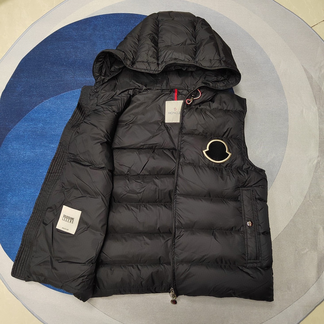 Moncler Vest Coat-027