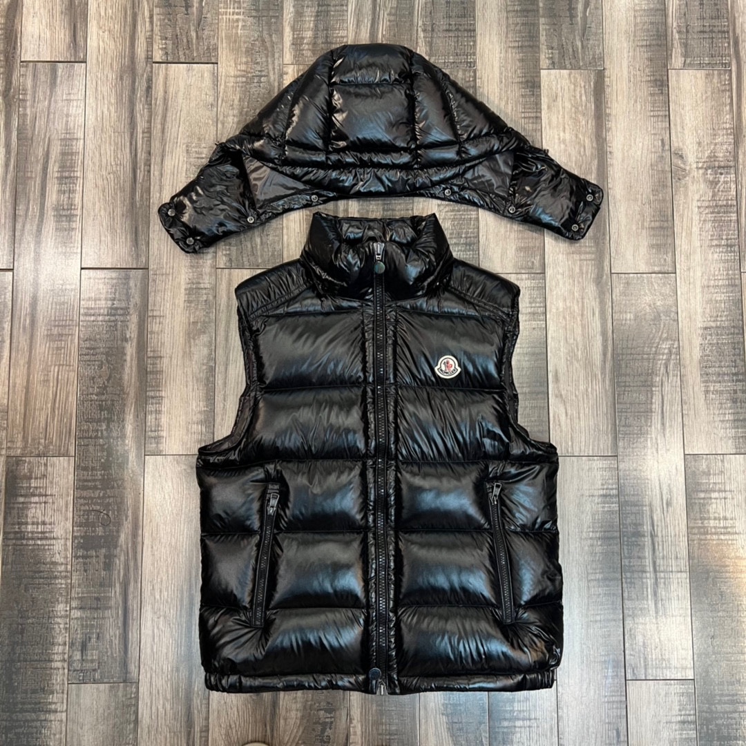 Moncler Vest Coat-028