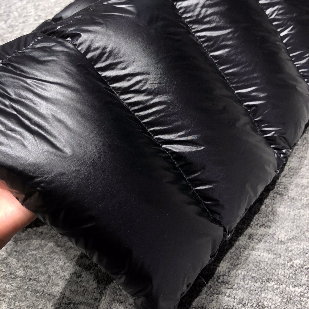 Moncler Coat(Women)-083