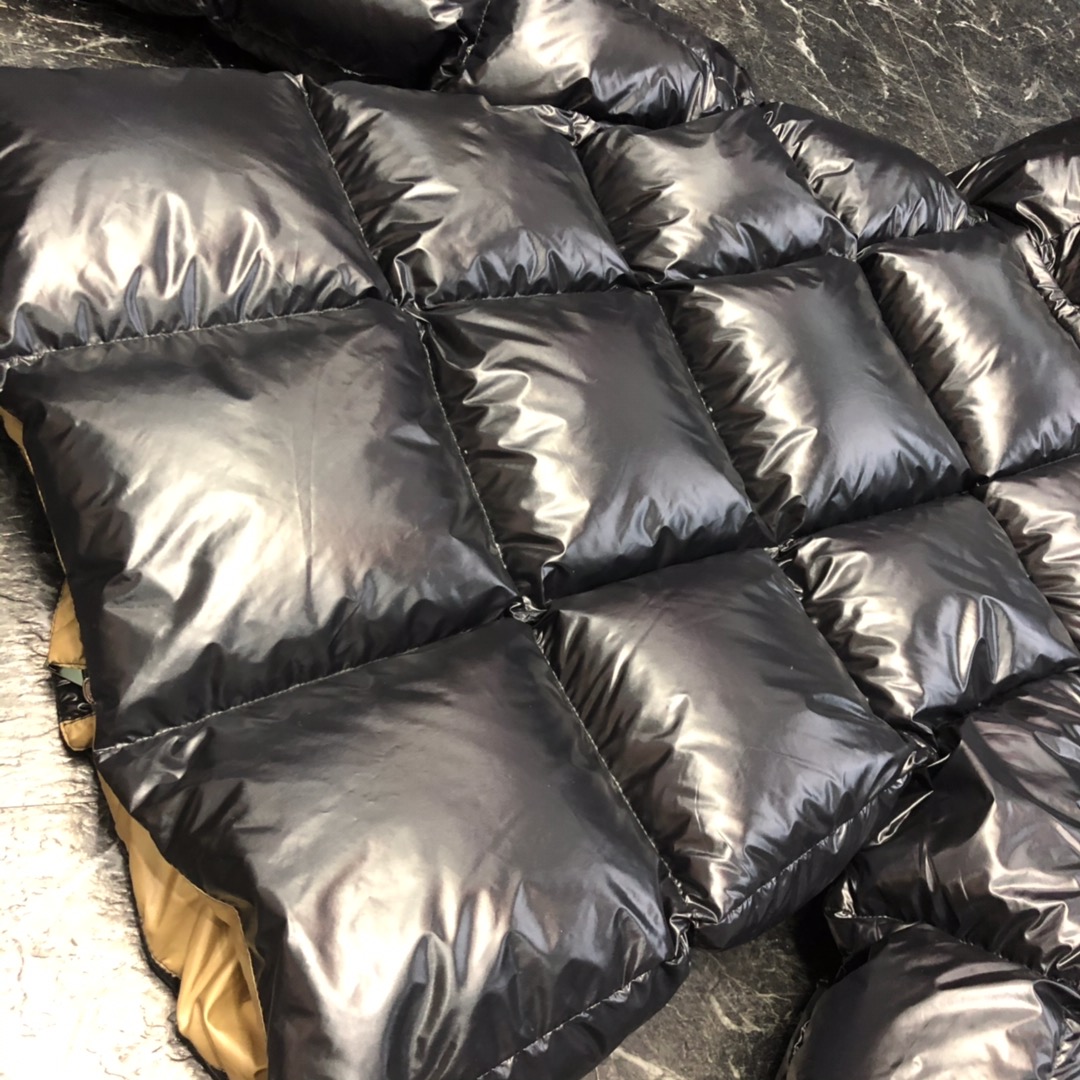 Moncler Coat(Women)-088