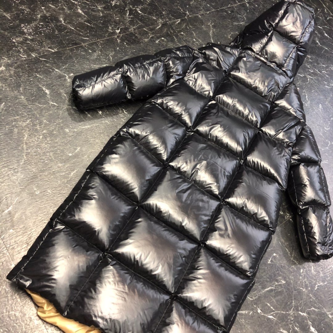 Moncler Coat(Women)-090