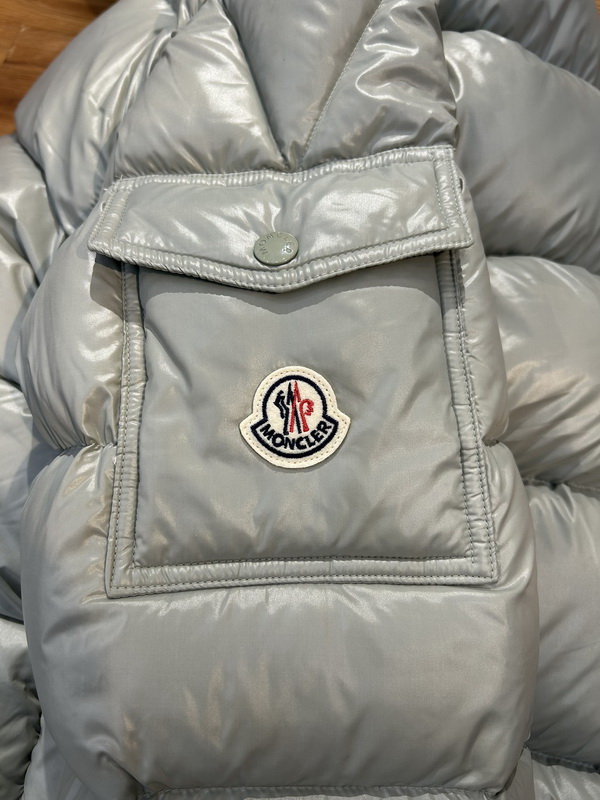 Moncler Coat-202