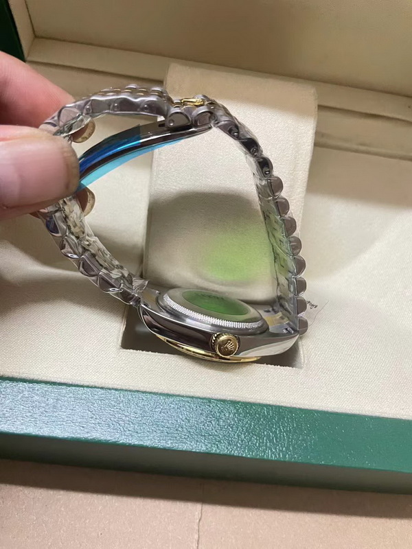 R*l*x watches(aaa)-177