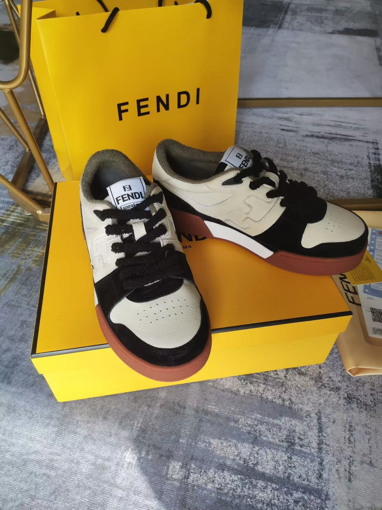 F**di shoes(aaa)-039